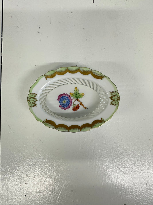 Queen Victoria Herend Trinket