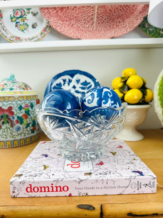 I adore a timeless crystal bowl, but these blue & white ceramic orbs take it to another level of elegance 💙🤍

Crystal Bowl $35 + 📦
Crossposted 

🩷We do not offer exchanges or accept returns.