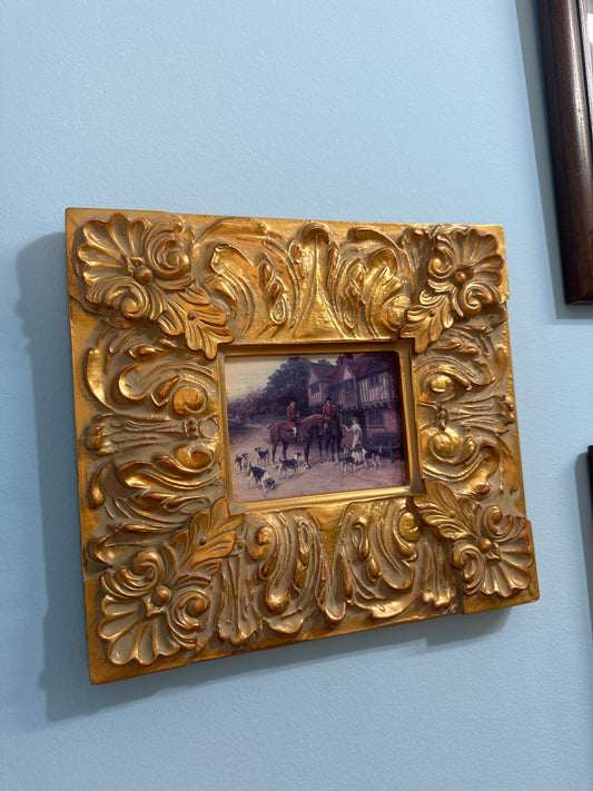 Hunt scene Gold frame
