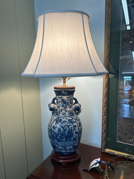 Blue & White pomegranate Lamp