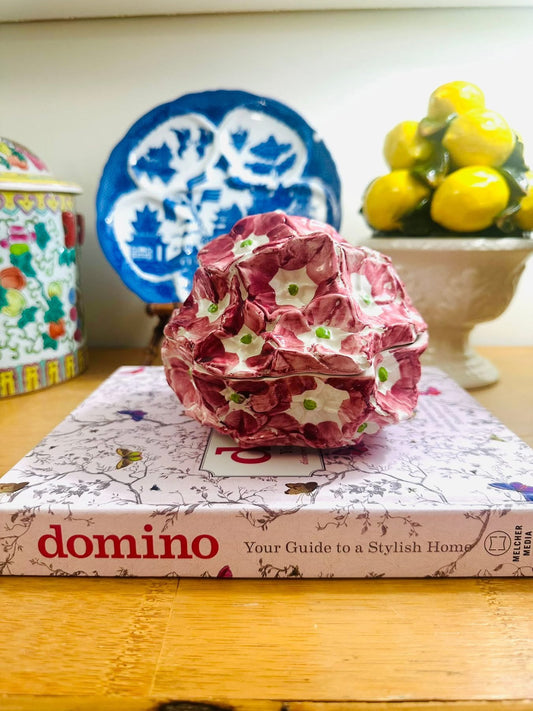 Isabelle De Borchgrave Vietri Made In Italy Ceramic Cabbage Bowl 🩷💚

🩷We do not offer exchanges or accept returns. 

🩷All Sales are final.