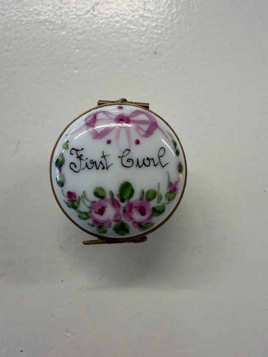 Limoges First curl trinket box