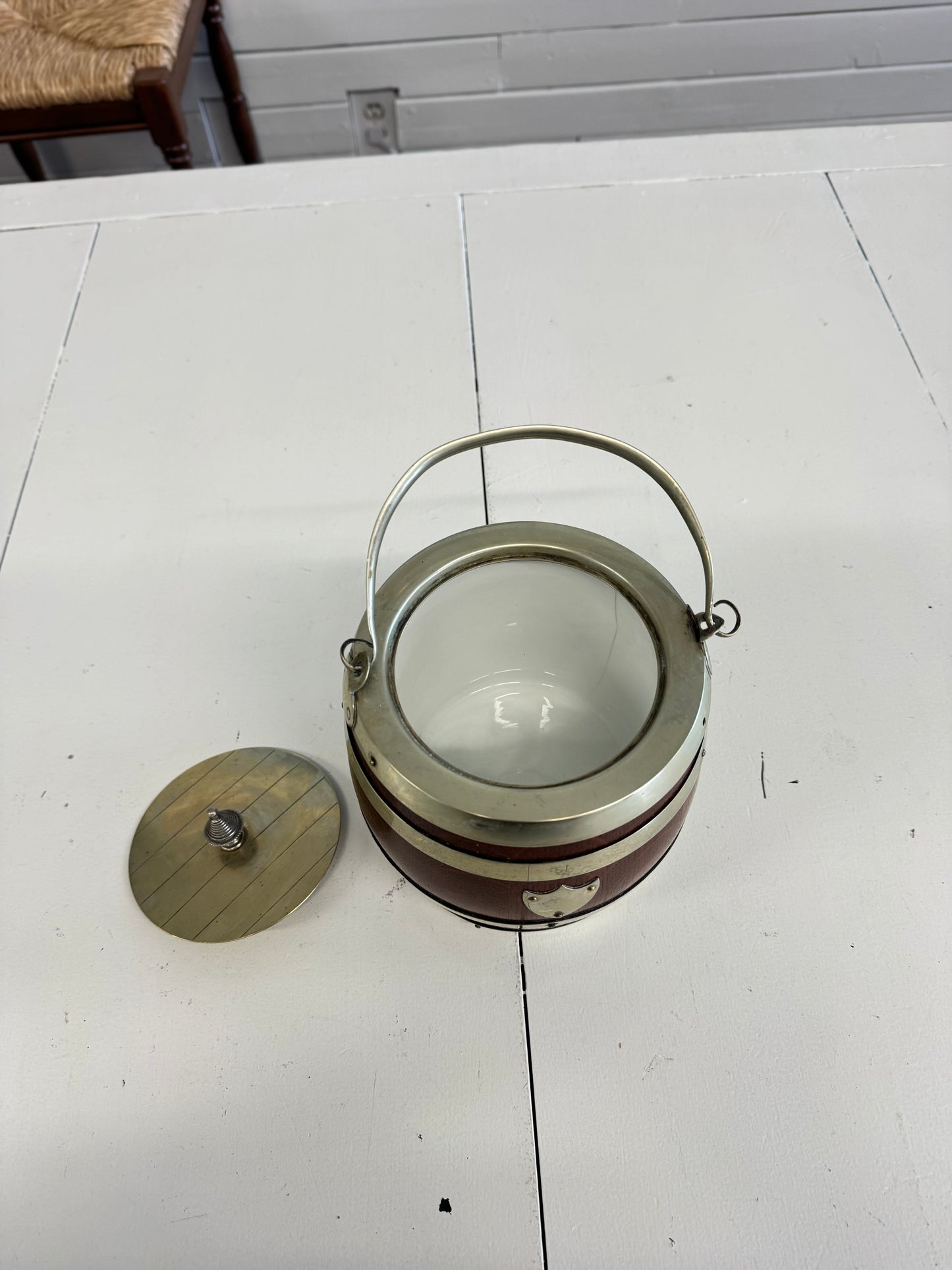 Biscuit Barrel