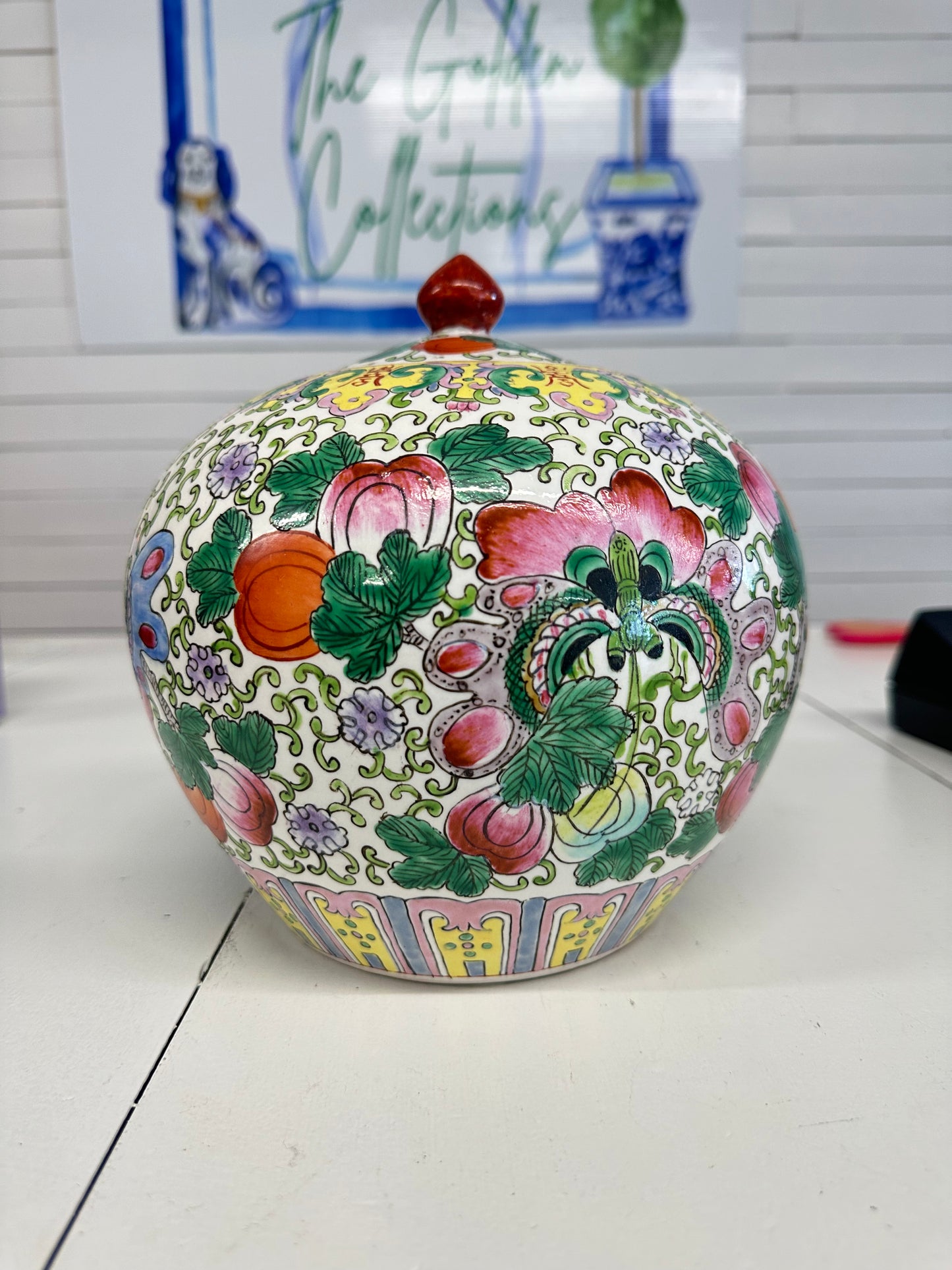 Famille Rose Butterfly Melon Jar
