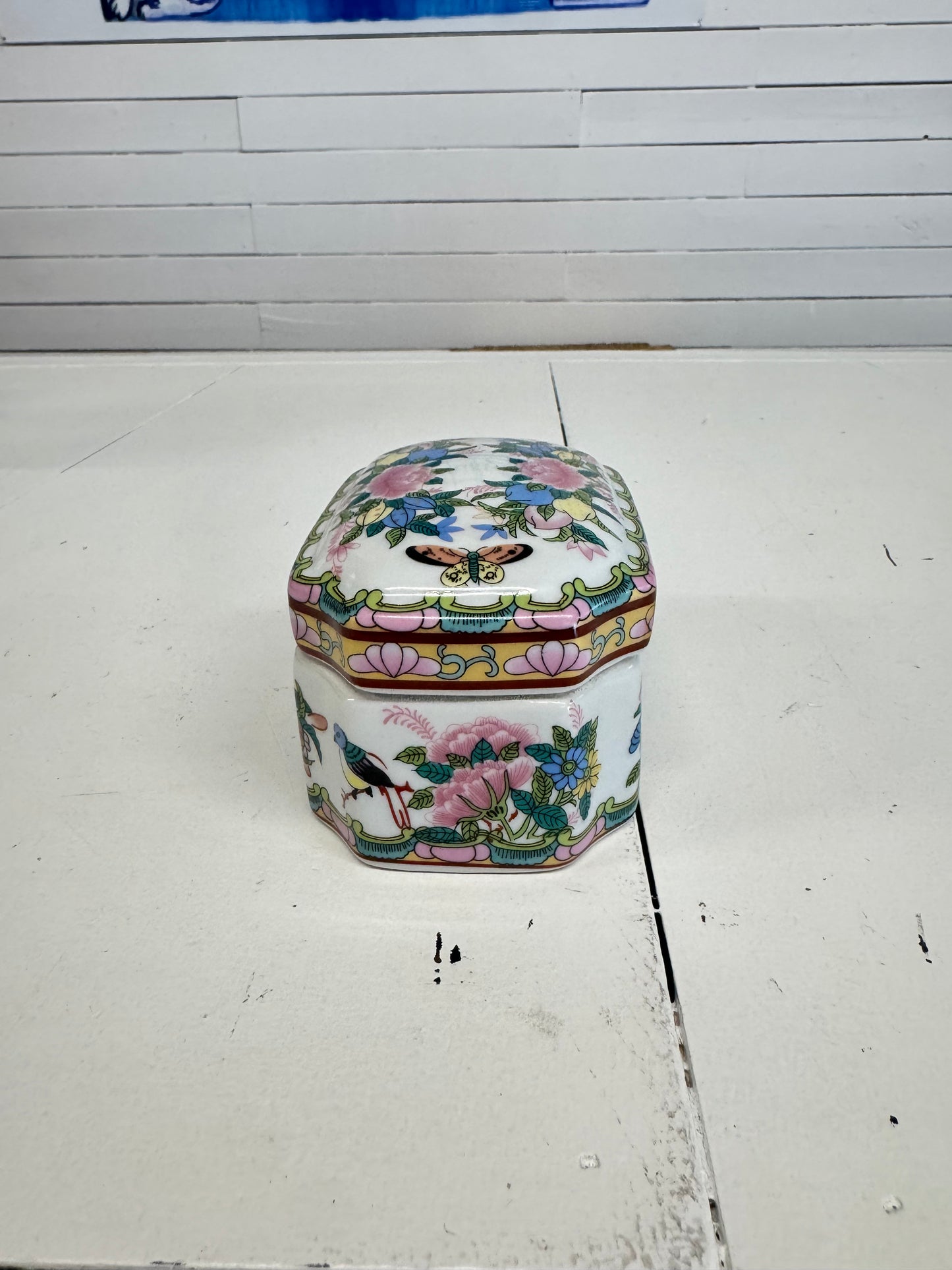 Rose Canton Trinket Box