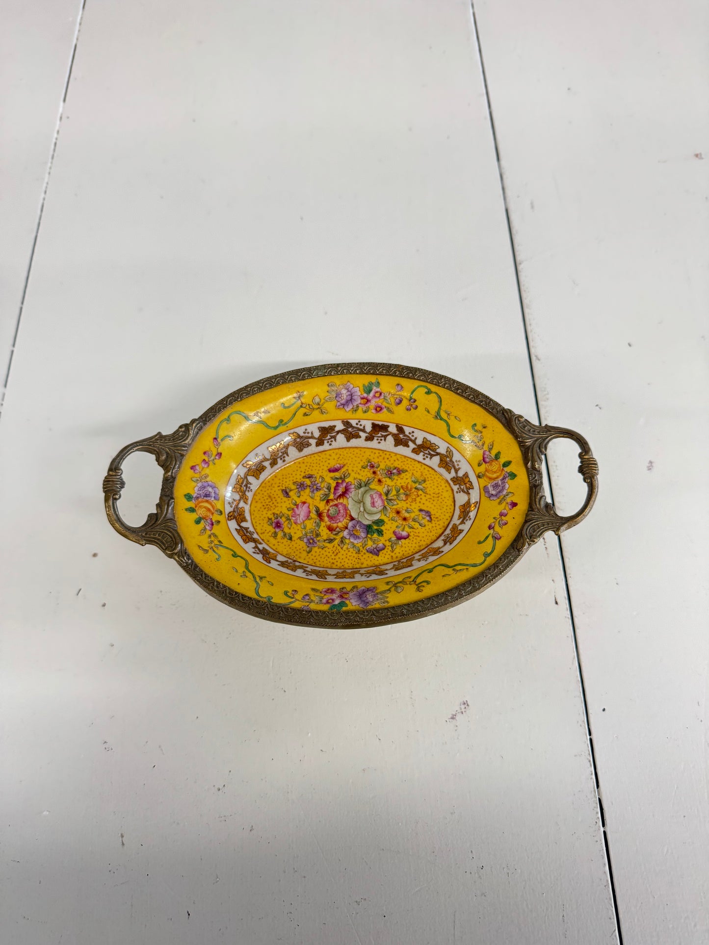 Vintage Hua Rong Tang Zhi Dish